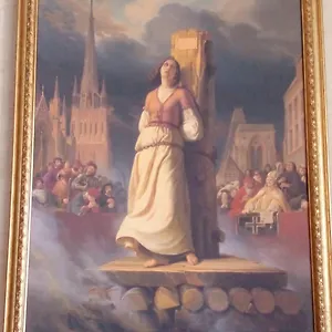 Jeanne D'arc 招待所