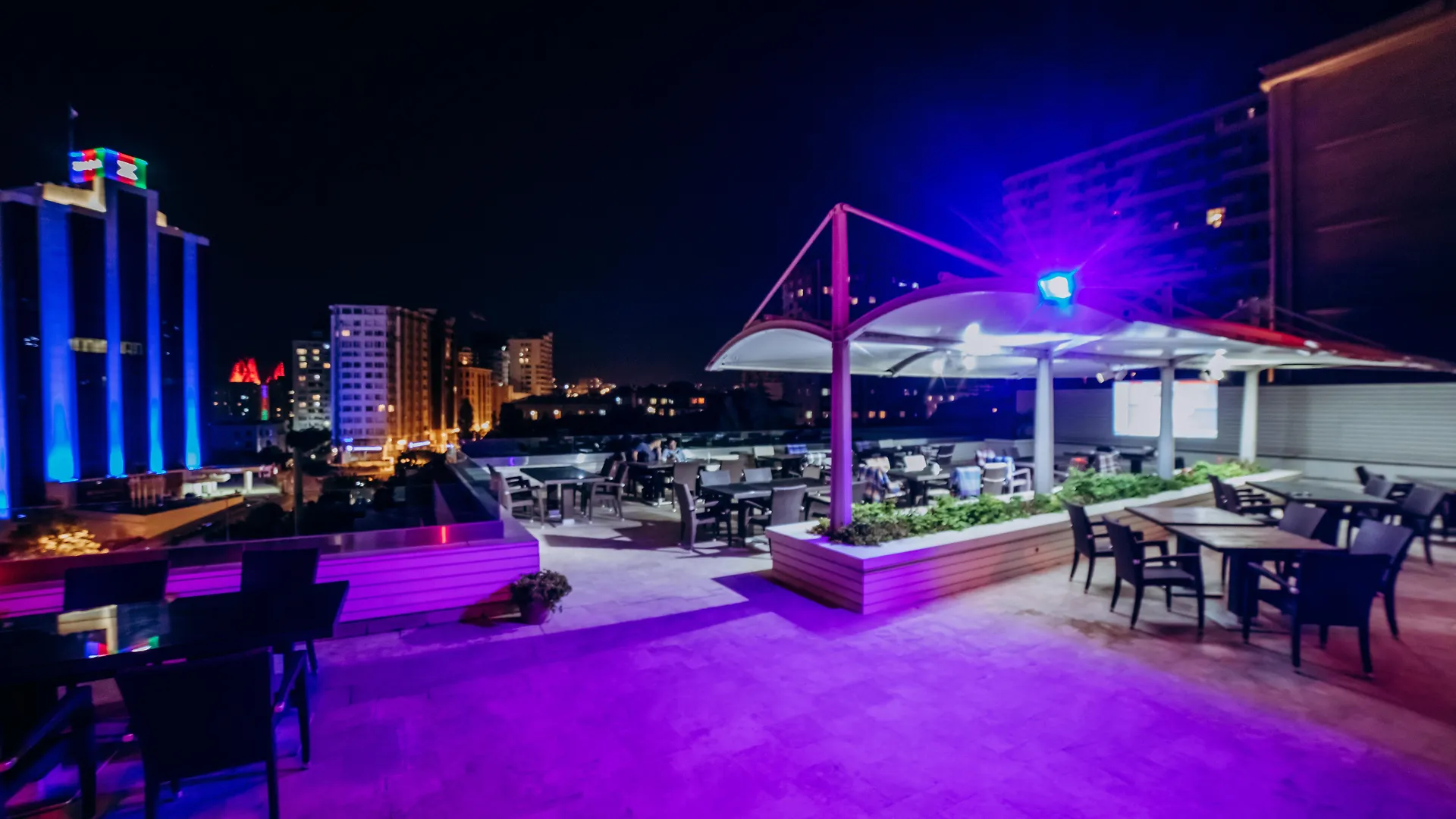 Point Hotel Baku 4*,